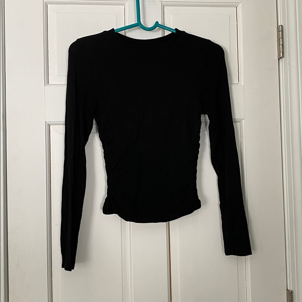 Lulu's Black Long Sleeve Top